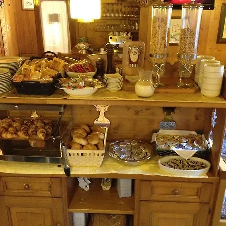 Meuble Neve Hotel 3*